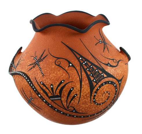 Zuni Indian Gecko Pottery Hand Crafted By Artist Lorenda Cellicion SN20024