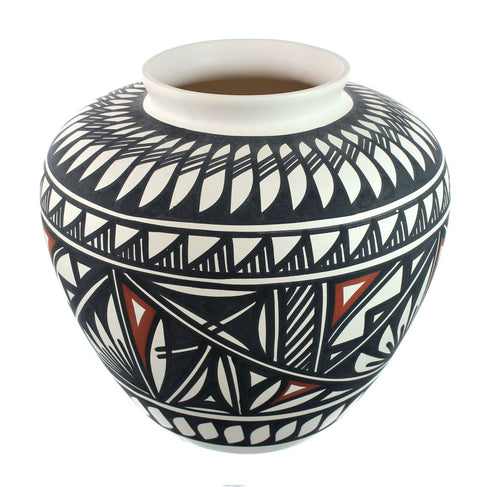 Native American Hand Crafted Acoma Pottery By Artist L. Concho SN20030