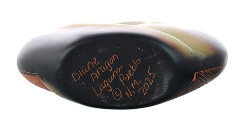 Navajo Indian Hand Crafted Pot By Artist Diane Aragon Laguna Pueblo SN20041