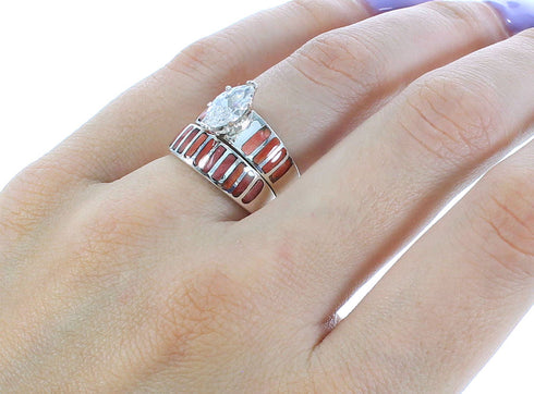 Red Oyster Shell Silver Wedding Band Ring Set Size 4-3/4 NS40773