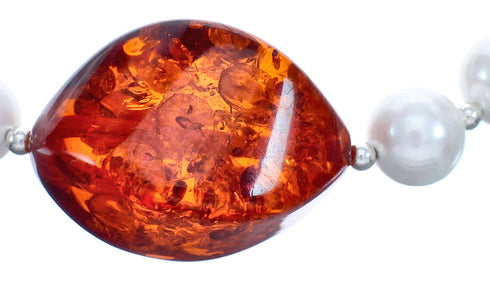 Southwest Mother of Pearl and Amber Bead Necklace KX121128