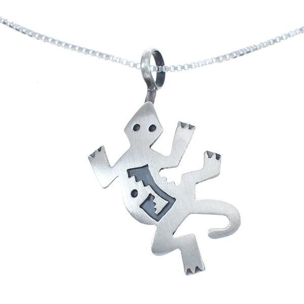 Navajo Sterling Silver Lizard Pendant Liquid Silver Necklace JX125338