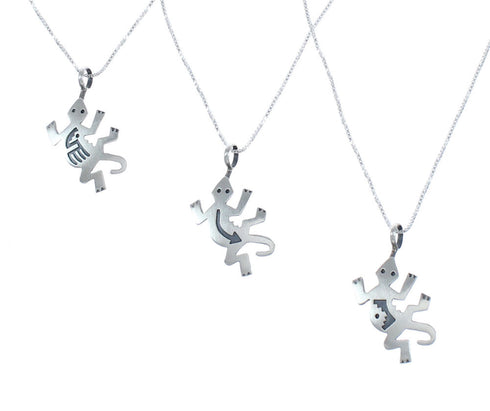 Navajo Sterling Silver Lizard Pendant Liquid Silver Necklace JX125338