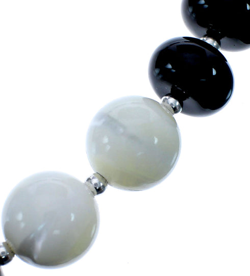Navajo Mother of Pearl And Onyx Old Pawn Style Sterling Silver Bead Necklace AX126082