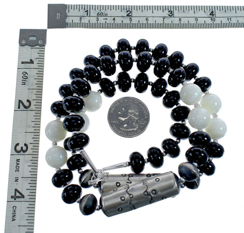 Navajo Mother of Pearl And Onyx Old Pawn Style Sterling Silver Bead Necklace AX126082