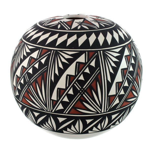 Hand Crafted Native American Acoma Pottery JX130387