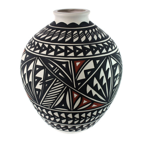 Hand Crafted Native American Acoma Pottery JX130386