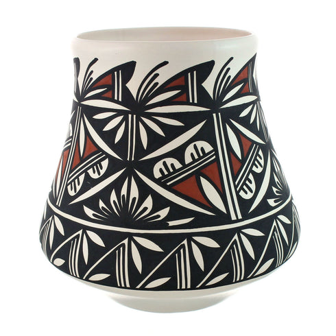 Hand Crafted Native American Acoma Pottery JX130384