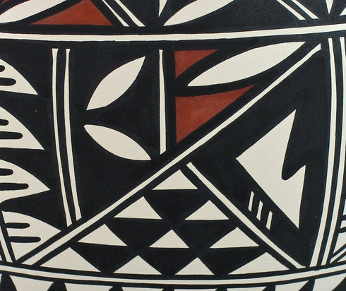 Hand Crafted Native American Acoma Pottery By Artist Kuhaya Concho JX130388