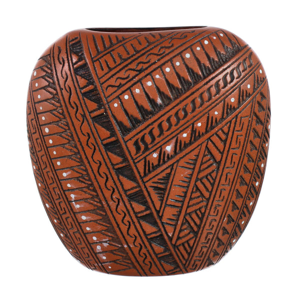 Hand Crafted Navajo Pot By Artist Shelly Watchman JX130404