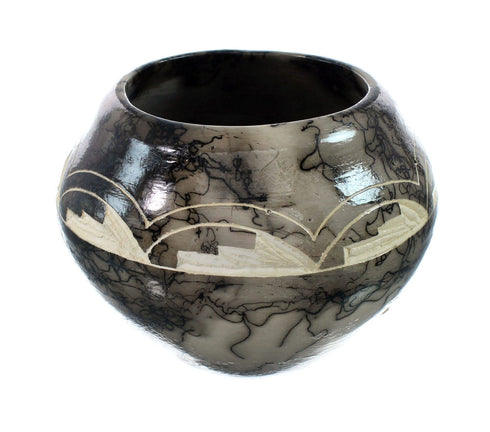 Native American Navajo Horse Hair Pottery JX130467