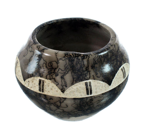 Native American Navajo Horse Hair Pottery JX130478